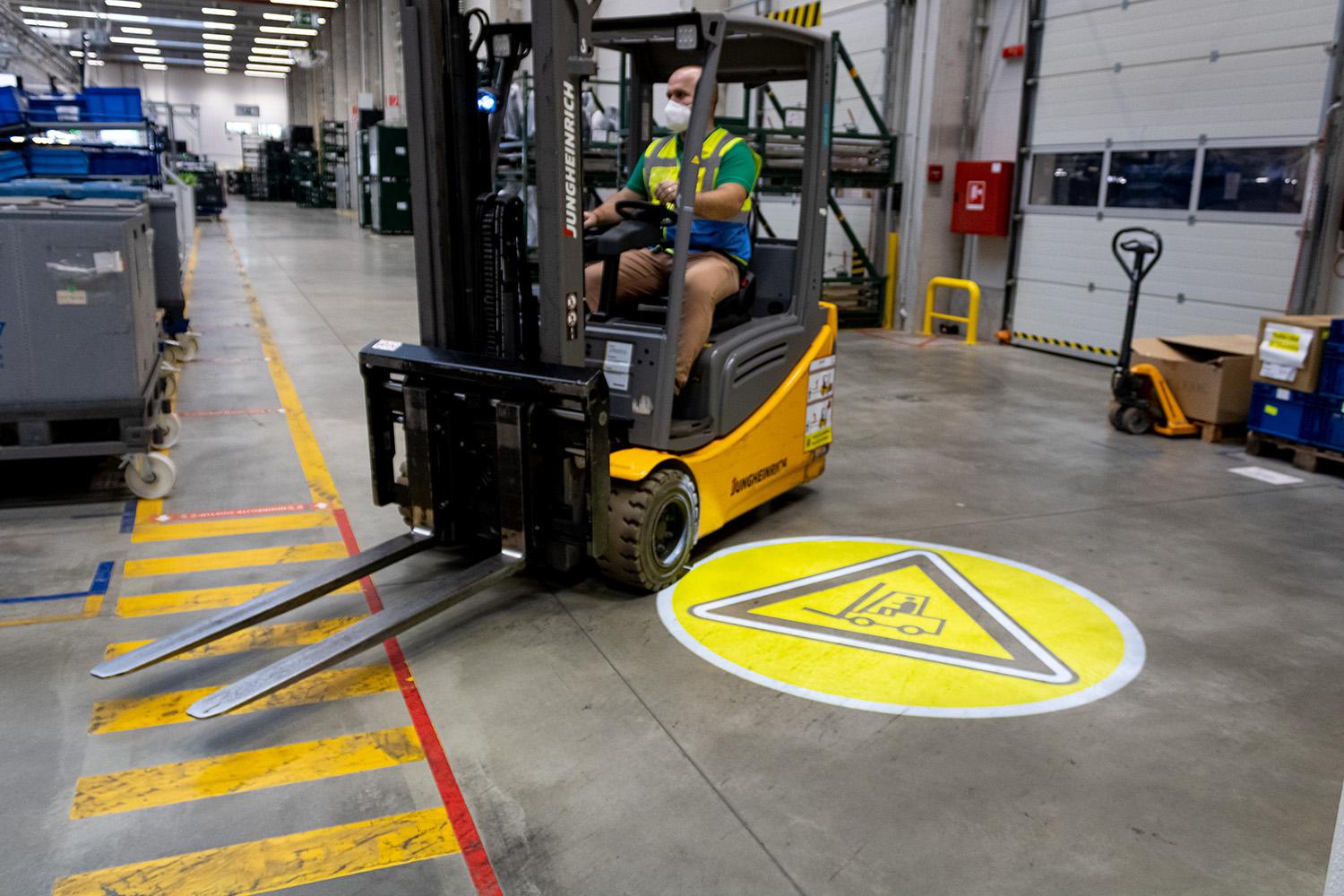 Forklift anti-collision system